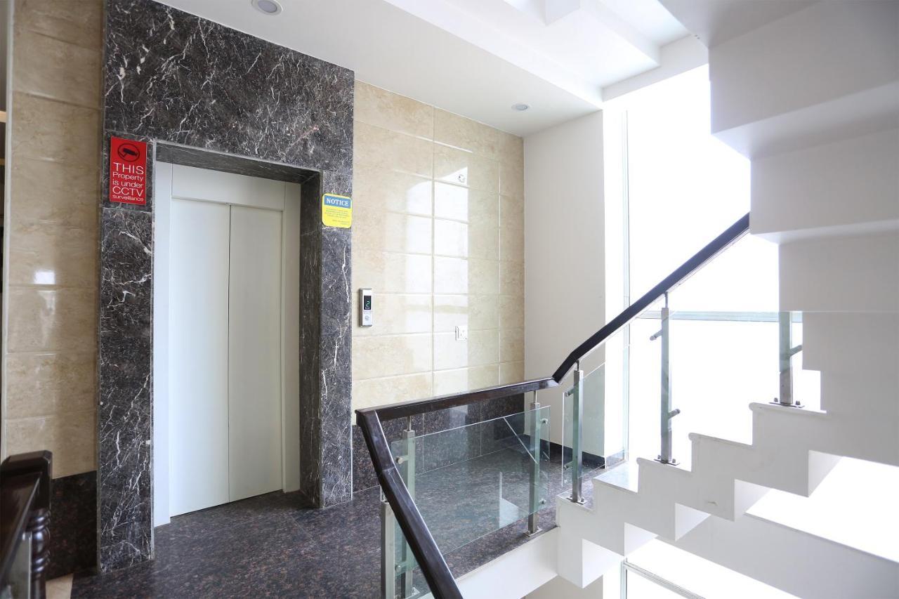 Capital O 1391 Hotel Pushpa Vilas Gáziábád Kültér fotó