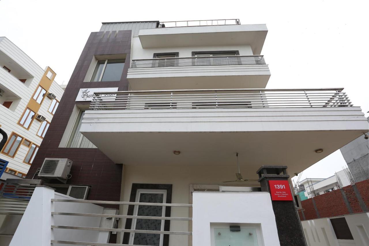 Capital O 1391 Hotel Pushpa Vilas Gáziábád Kültér fotó